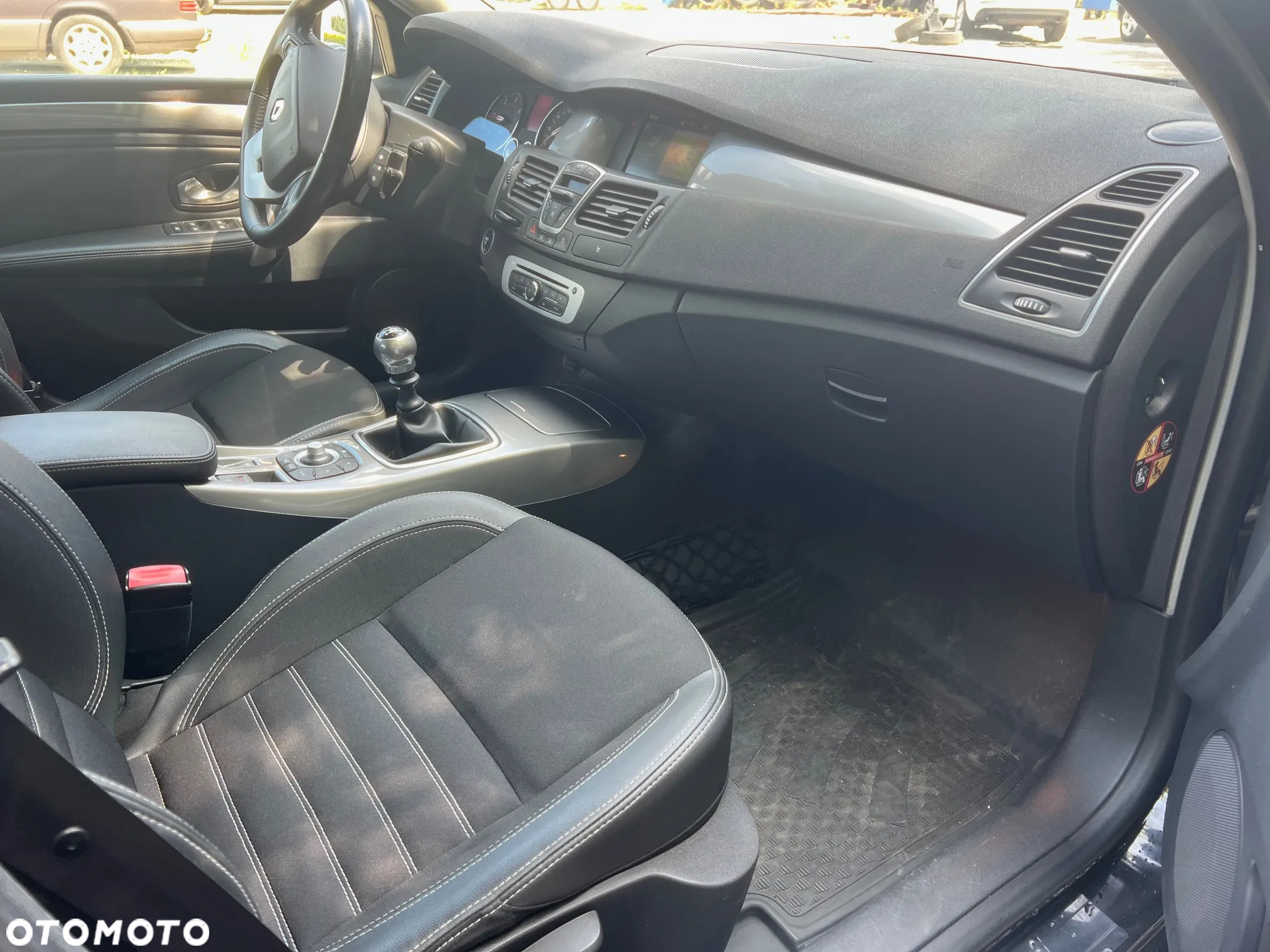 Renault Laguna 2.0 dCi Bose Edition ESM - 10