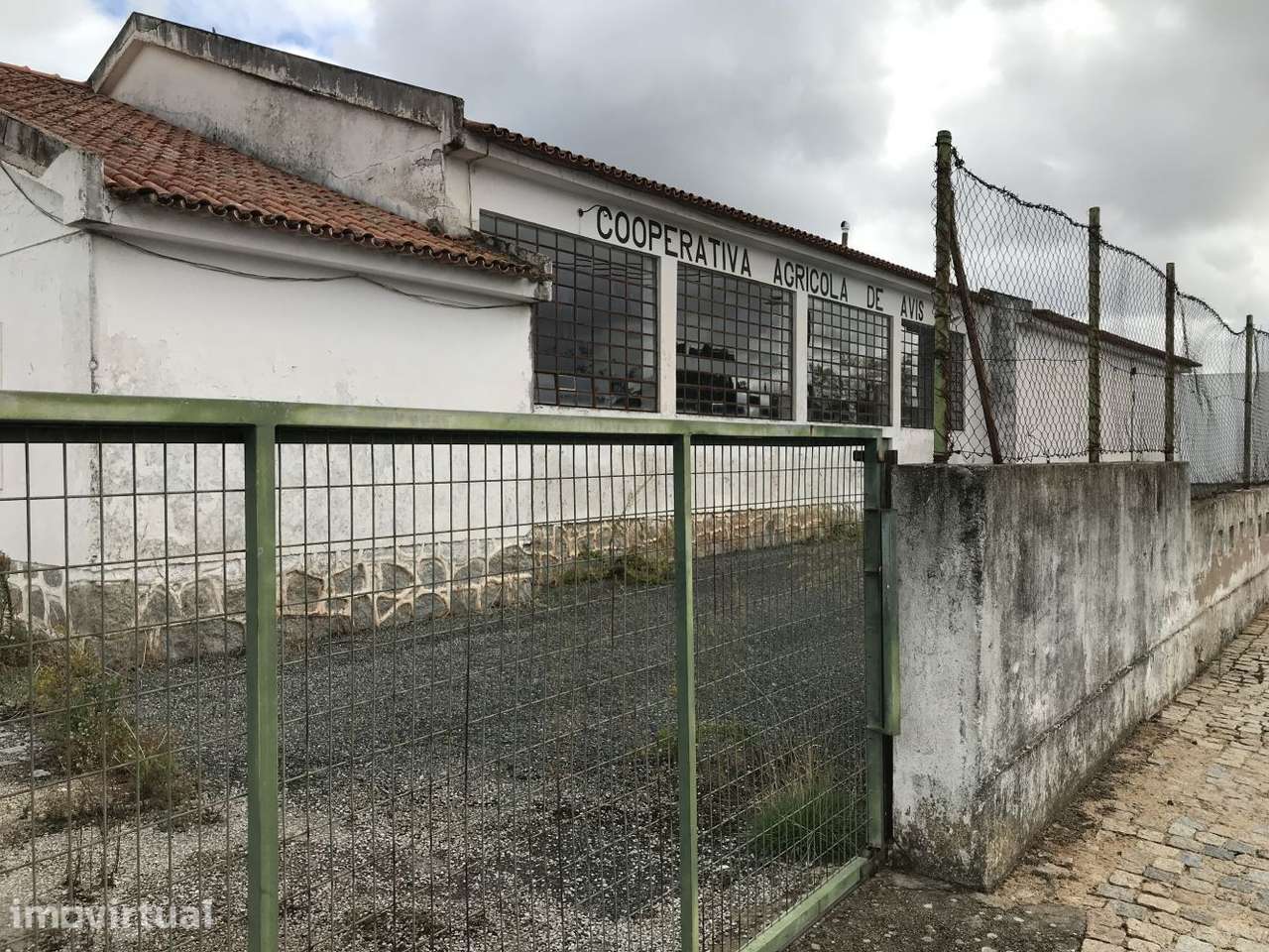 Armazém Industrial / Lagar em Vila de Avis - Grande imagem: 4/9