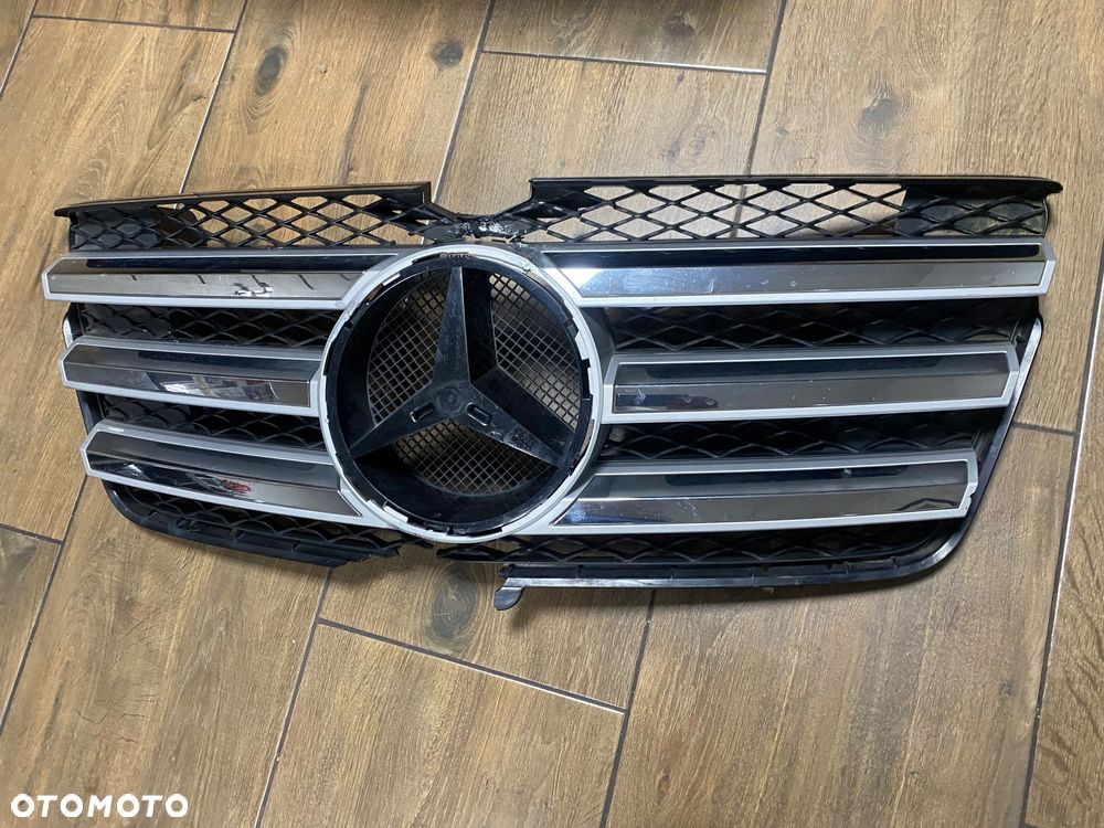 MERCEDES GL X164 AMG GRAND EDITION ATRAPA GRILL ORG - 1