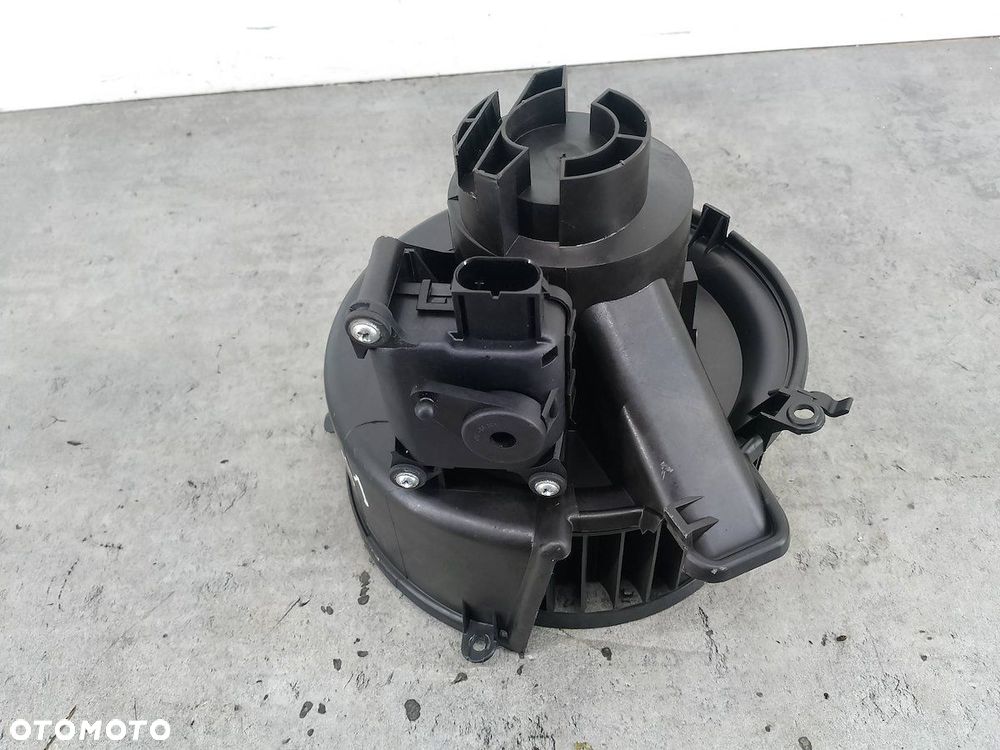 WENTYLATOR NAWIEWU, DMUCHAWA OPEL ASTRA G BERTONE 9000348 BEHR 04322 2.2 - 5