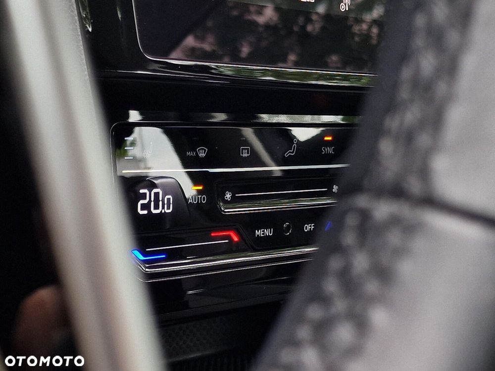 Volkswagen Passat Variant - 34