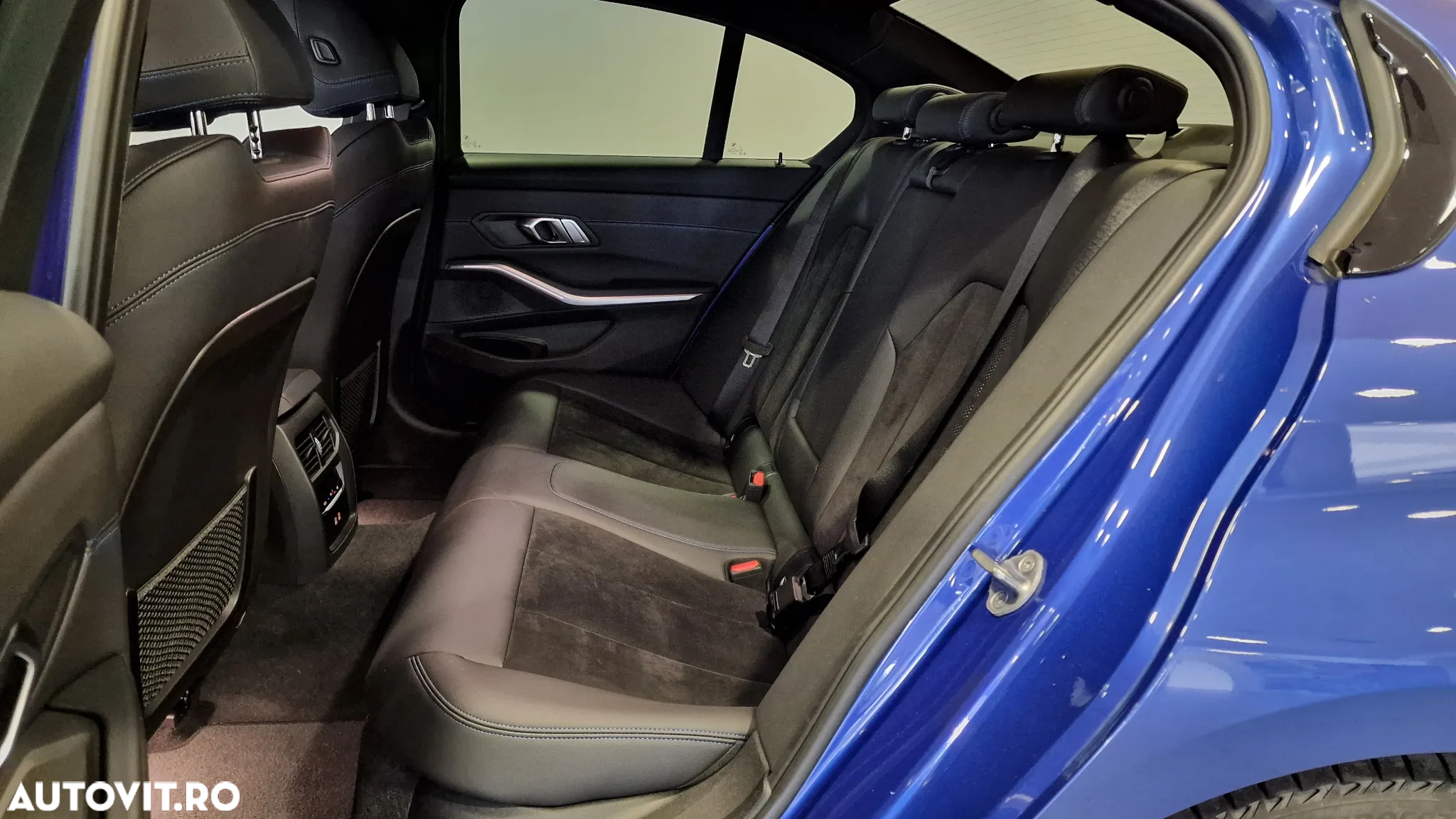 BMW Seria 3 320d xDrive AT M Sport - 9