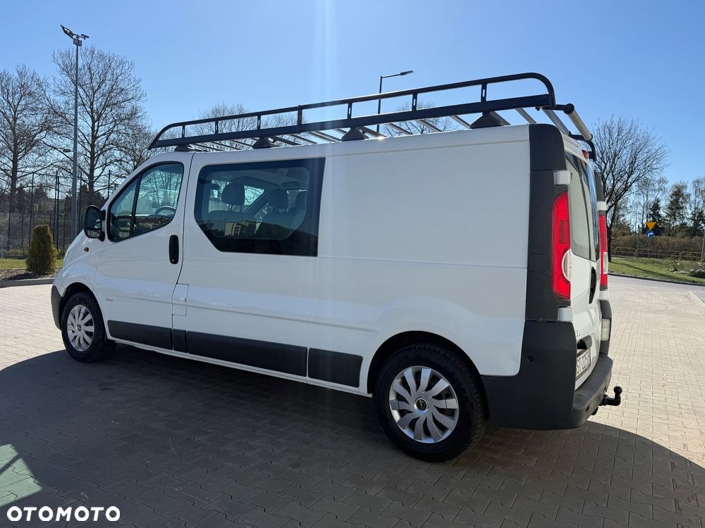 Opel Vivaro - 23