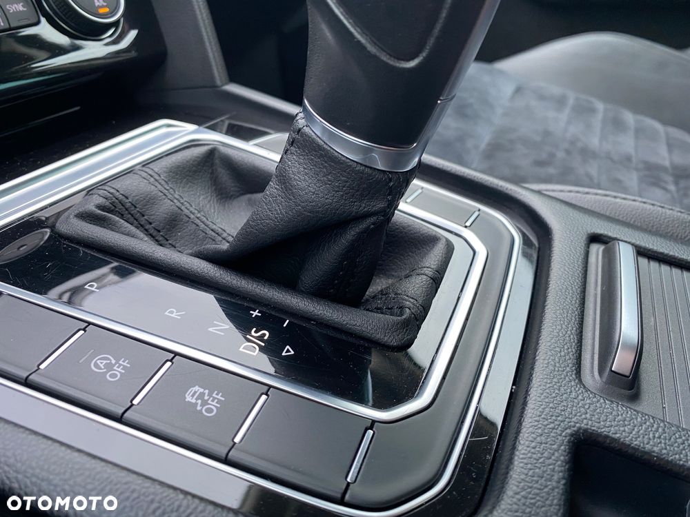 Volkswagen Passat 2.0 TDI BMT Highline DSG - 16