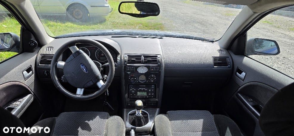 Ford Mondeo 2.0 TDCI Ambiente - 9