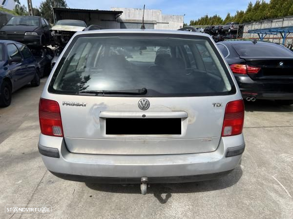 Para Peças Volkswagen Passat Variant (3B5) - 3