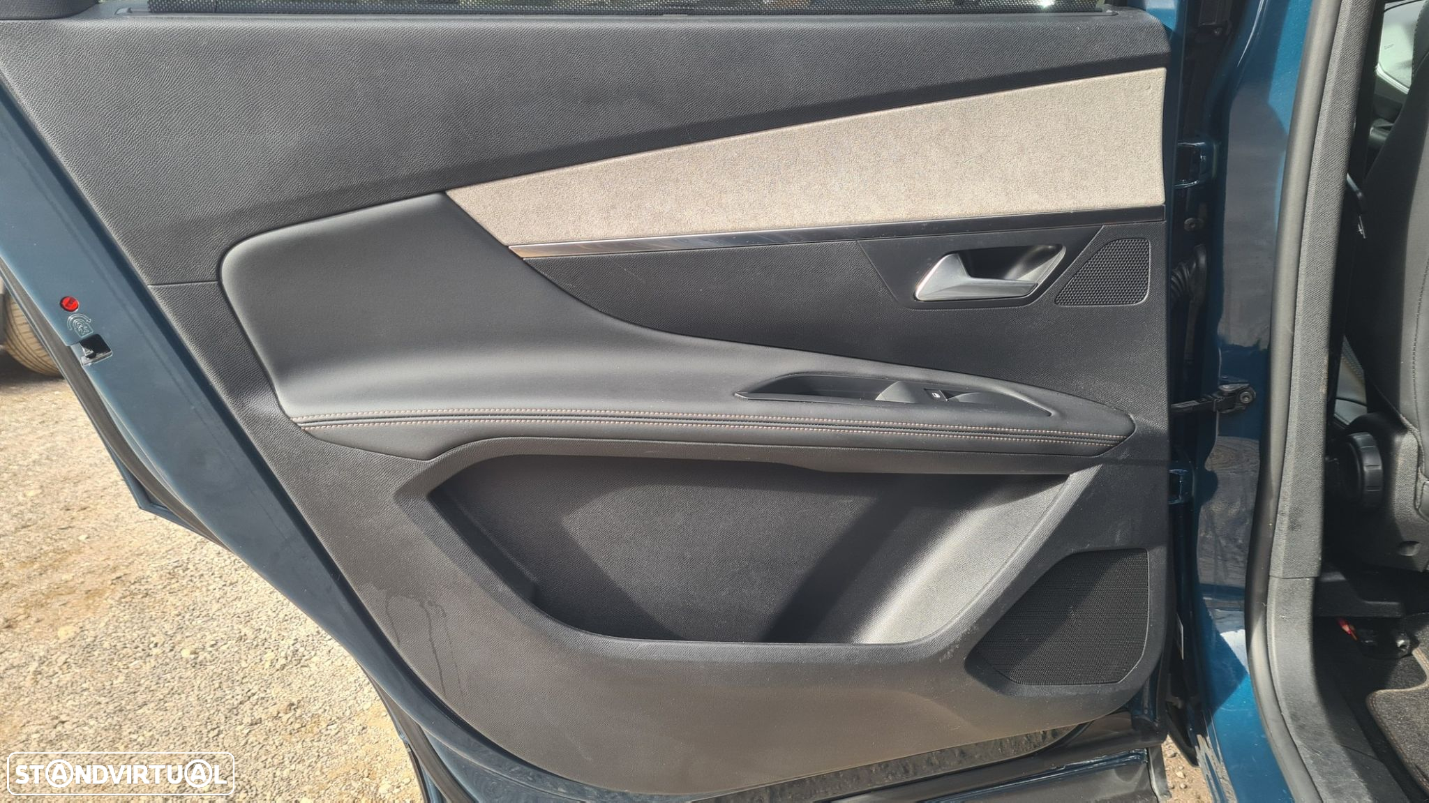 Peugeot 5008 1.5 BlueHDi GT EAT8 - 49