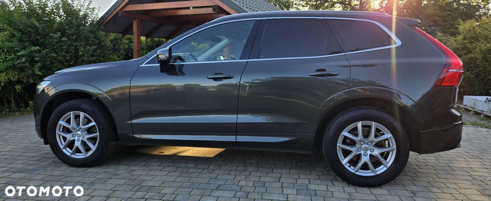 Volvo XC 60 D4 Momentum Pro - 21