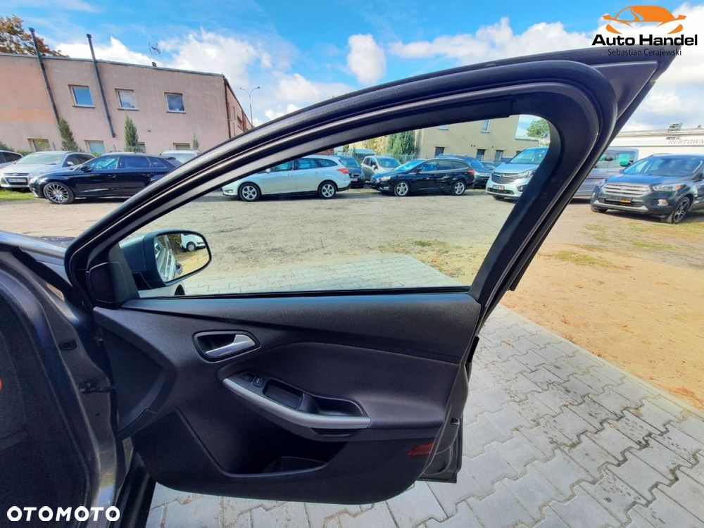 Ford Focus 1.0 EcoBoost Start-Stopp-System Champions Edition - 32