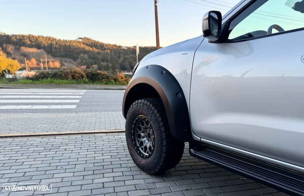 Nissan Navara 2.3 dCi CD 4WD Tekna Auto - 24