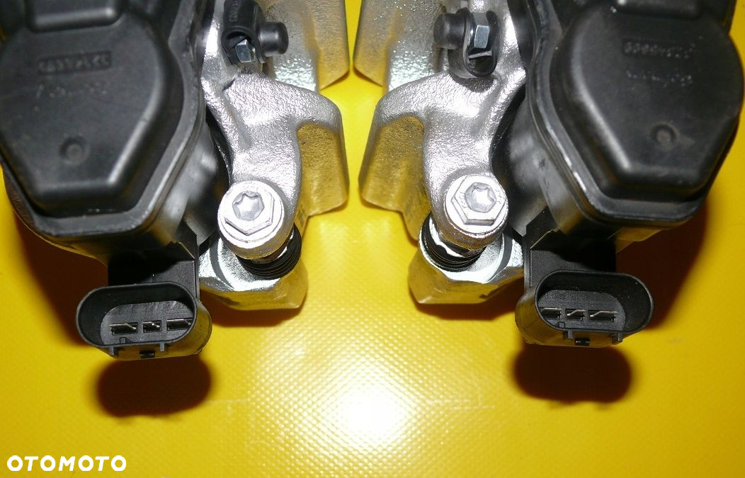 ZACISKI LEWY PRAWY PRZÓD TYŁ BMW SERIA 5 F10 F11 348/30 330/20mm 10-17r - 13