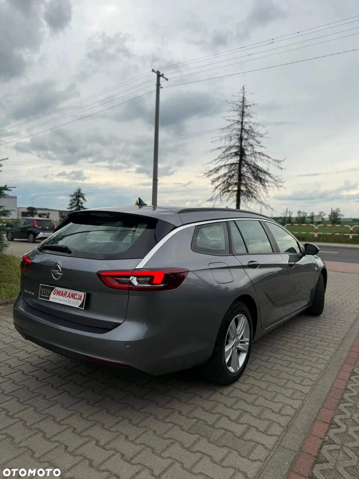 Opel Insignia Grand Sport 1.6 Diesel Automatik Business Innovation - 6