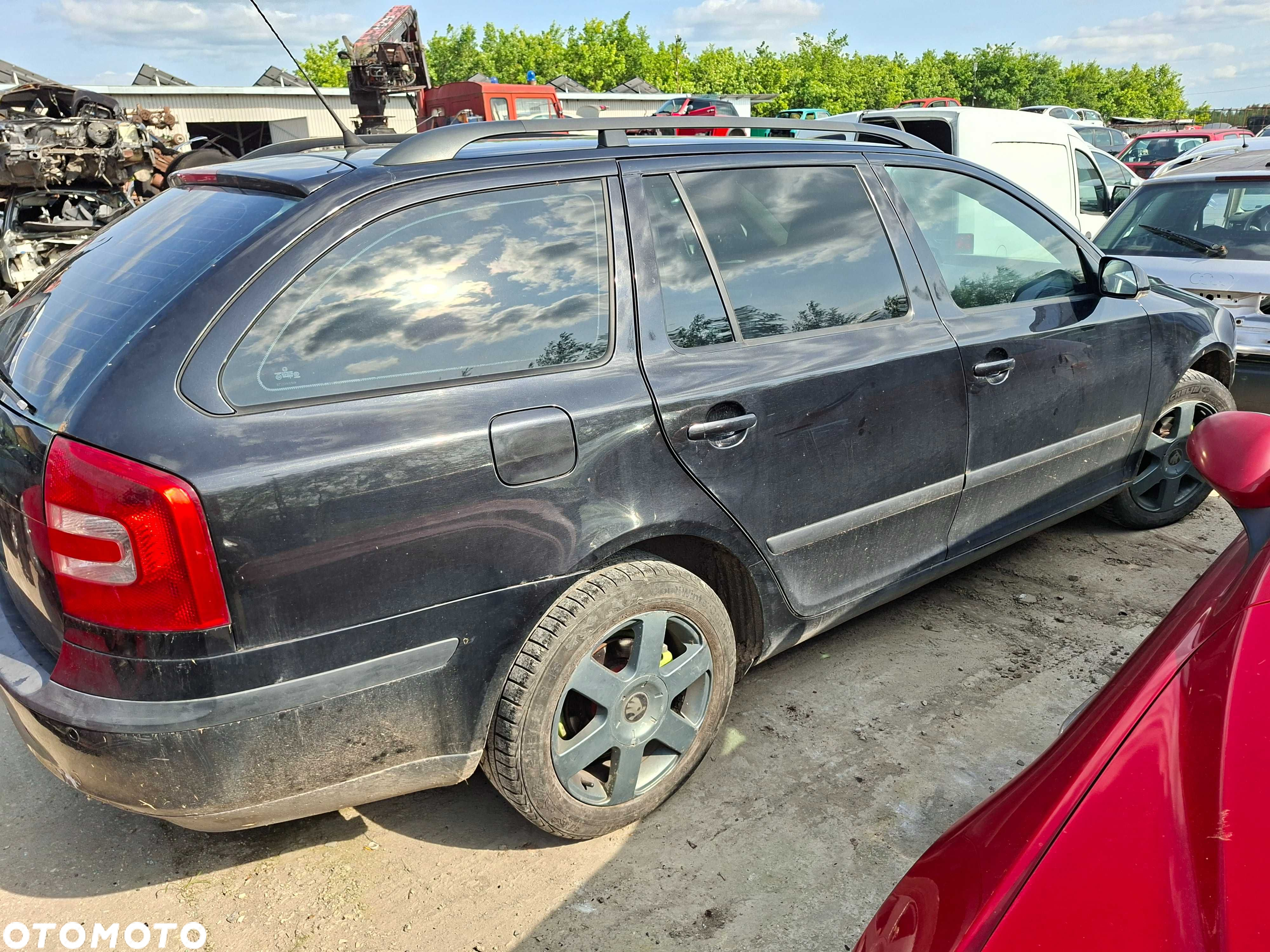 Skoda Octavia II na części - 4