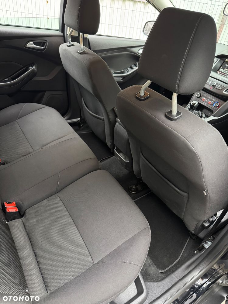 Ford Focus - 22
