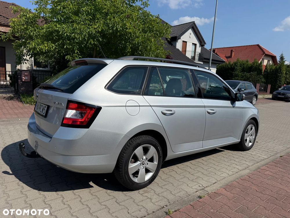 Skoda Fabia 1.2 TSI Drive - 5