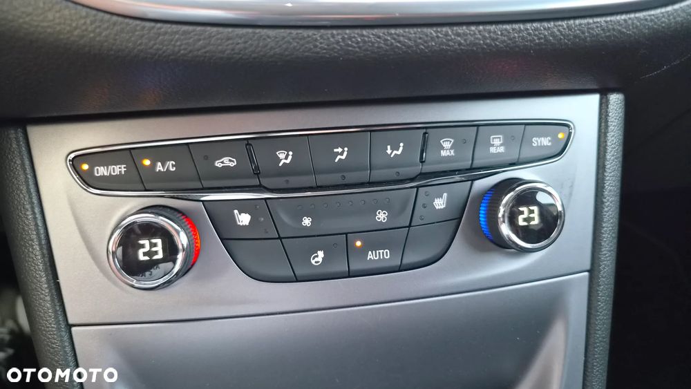 Opel Astra 1.6 CDTI DPF ecoFLEX Start/Stop Exklusiv - 13
