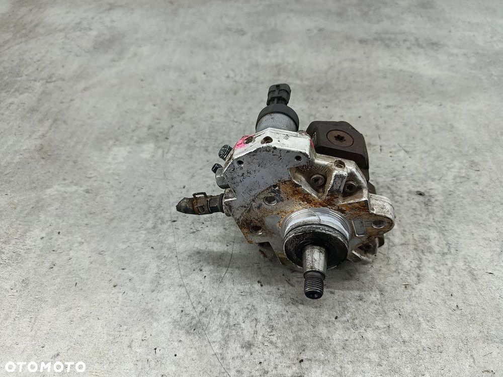 POMPA WTRYSKOWA KIA SORENTO I 33100-4A000 0445010052  BOSCH 2.5 CRDI - 3