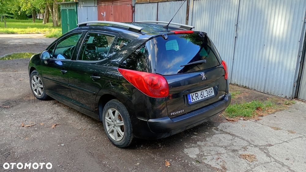 Peugeot 207 - 2