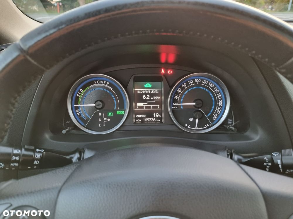 Toyota Auris - 13
