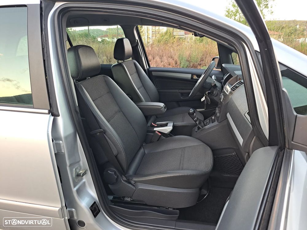 Opel Zafira 1.9 CDTI Cosmo - 13