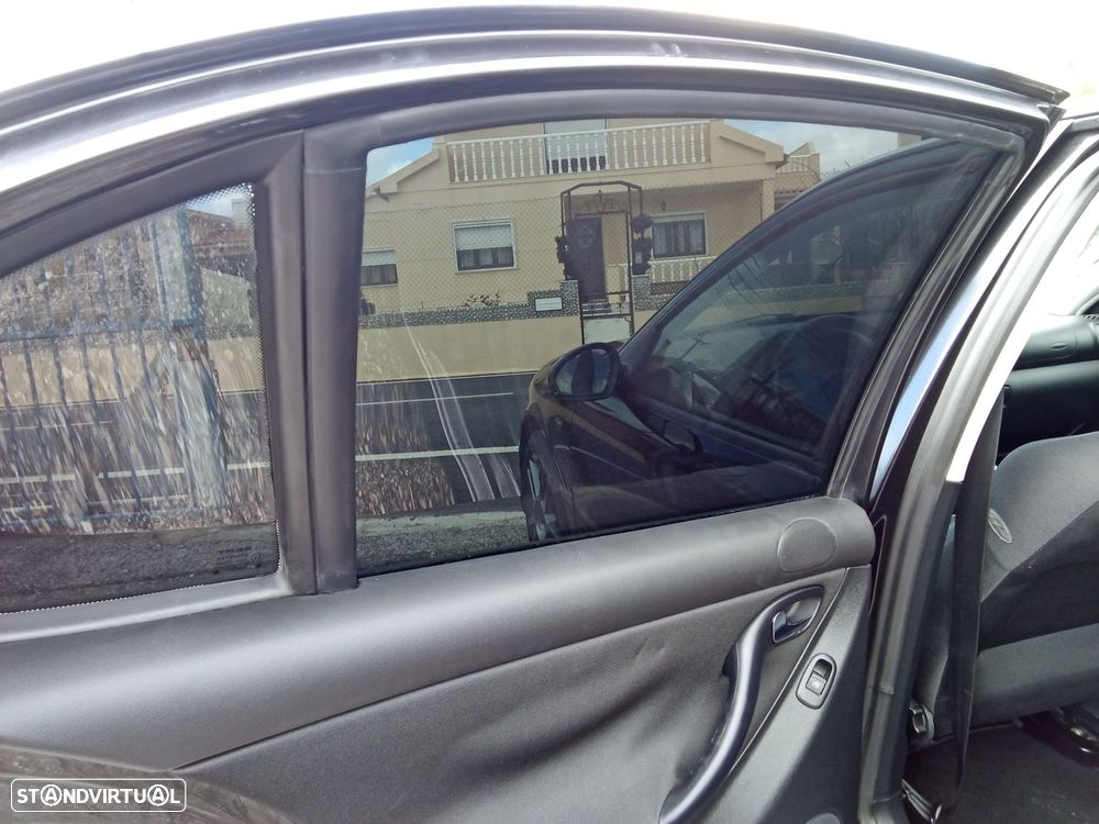 SEAT Leon 1.9 TDI FR - 24