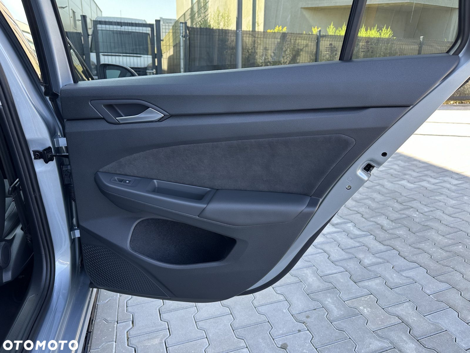 Volkswagen Golf - 16