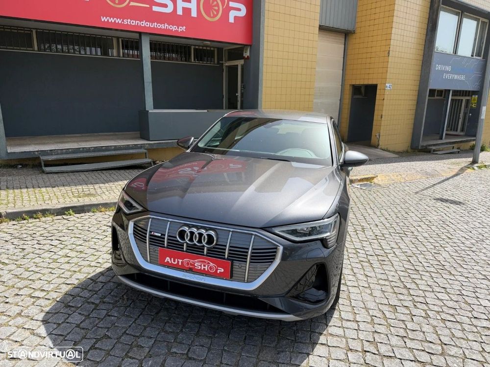 Audi e-tron 55 quattro S line - 12