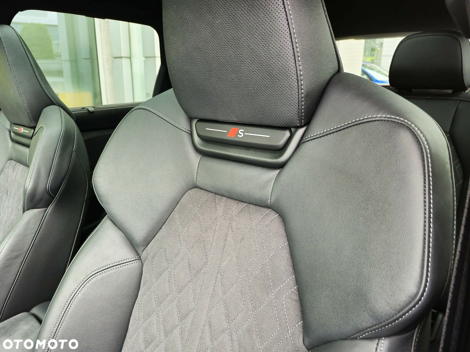 Audi Q6 e-tron - 13