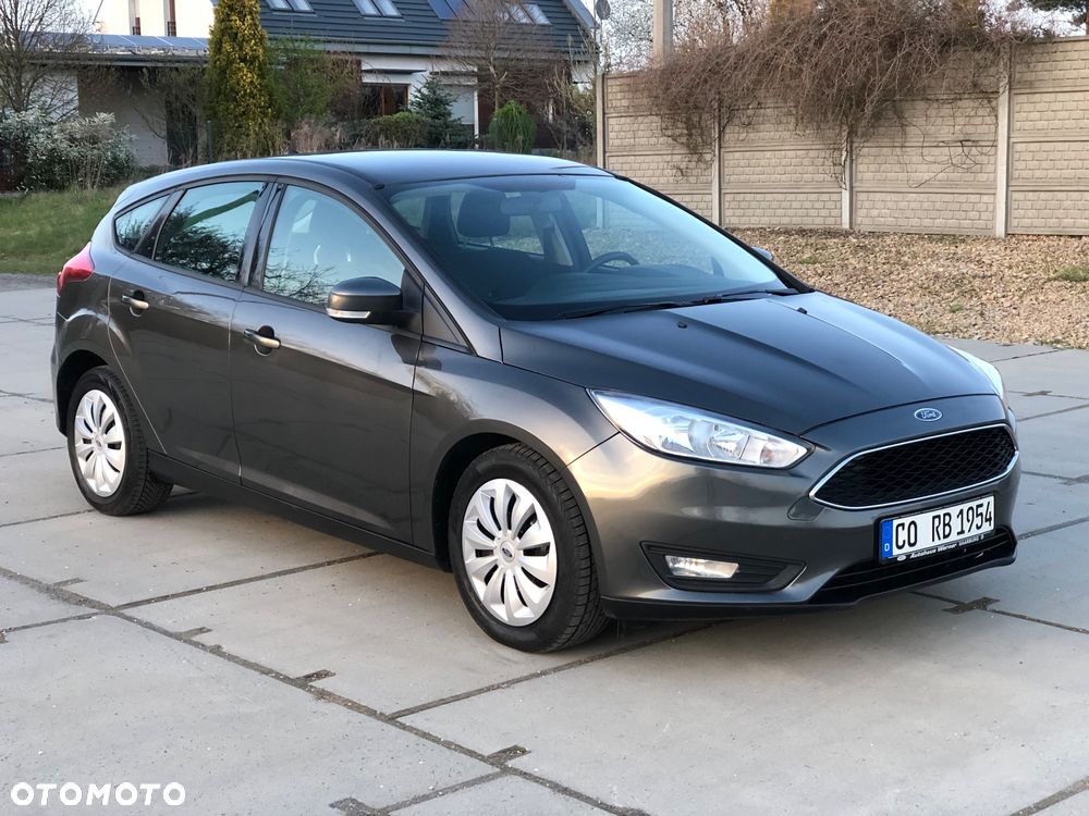 Ford Focus 1.5 EcoBlue STart-Stopp-System TITANIUM X - 4