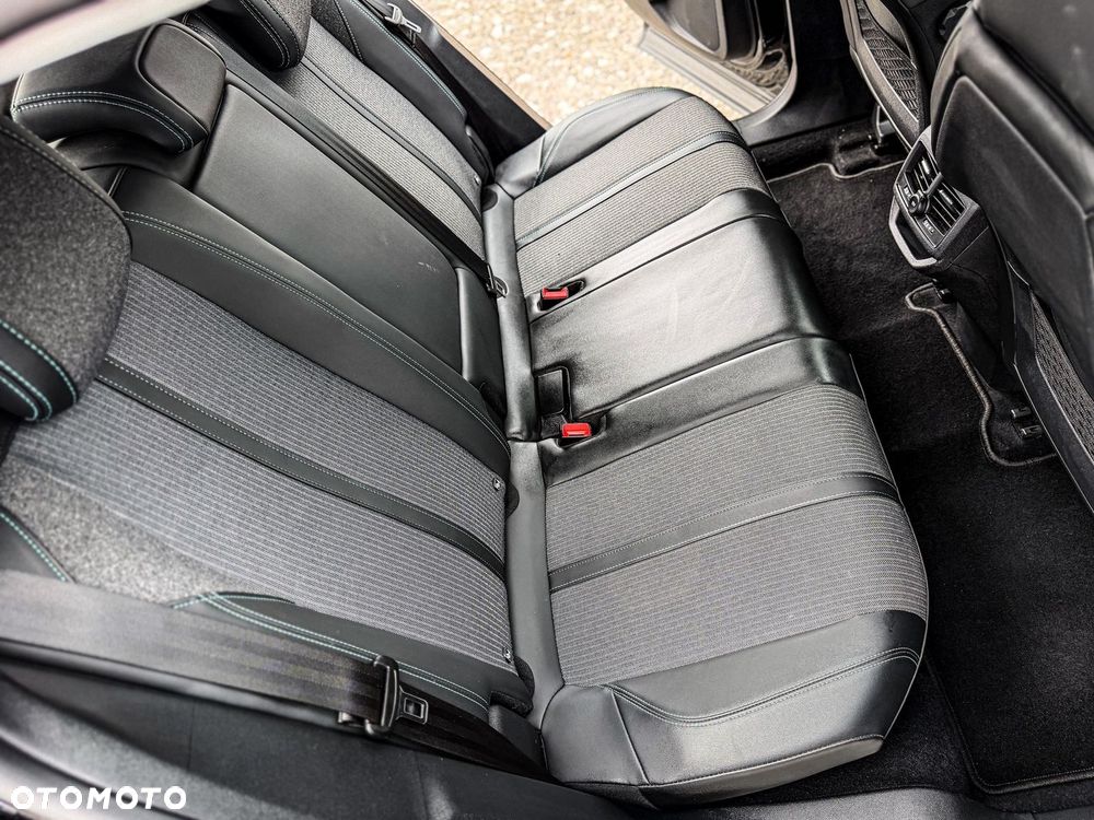 Peugeot 3008 BlueHDi 130 Stop & Start EAT8 Allure Business-Paket - 23