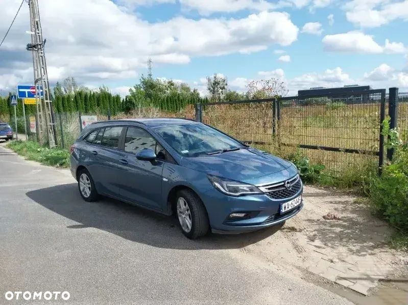 Opel Astra 1.6 CDTI Enjoy - 1