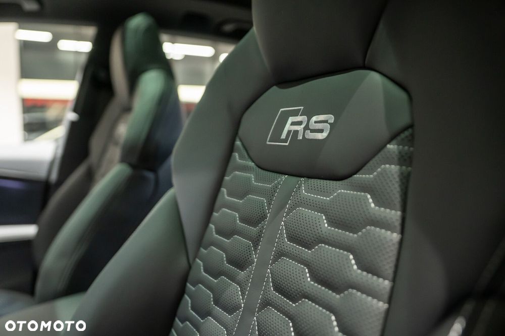 Audi RS Q8 - 9