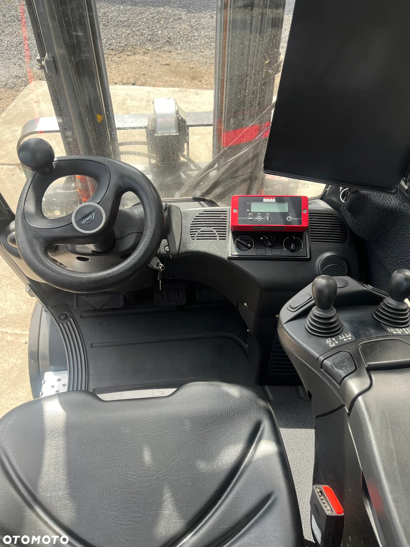 Linde H18T 391 Gaz LPG TRIPLEX Pełna kabina WAGA Pozycjoner Przesuw Oświetlenie drogowe - 13
