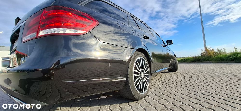 Mercedes-Benz Klasa E 220 BlueTEC 9G-TRONIC - 4