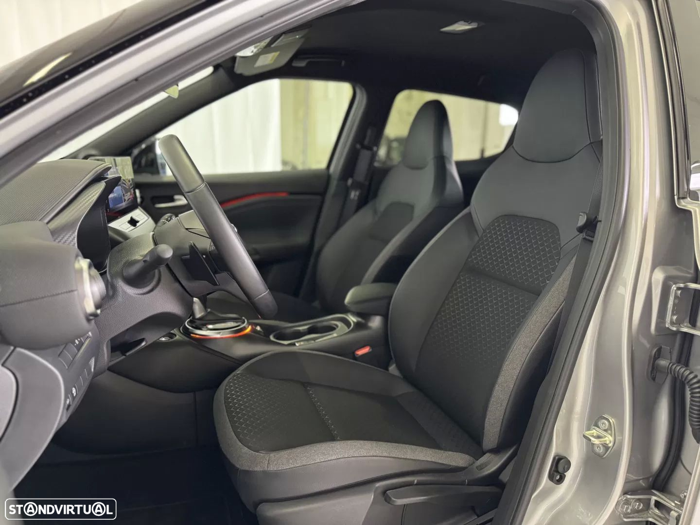 Nissan Juke 1.0 DIG-T N-Connecta NAV. DCT - 26