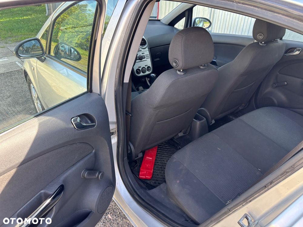 Opel Corsa 1.0 12V Essentia - 23