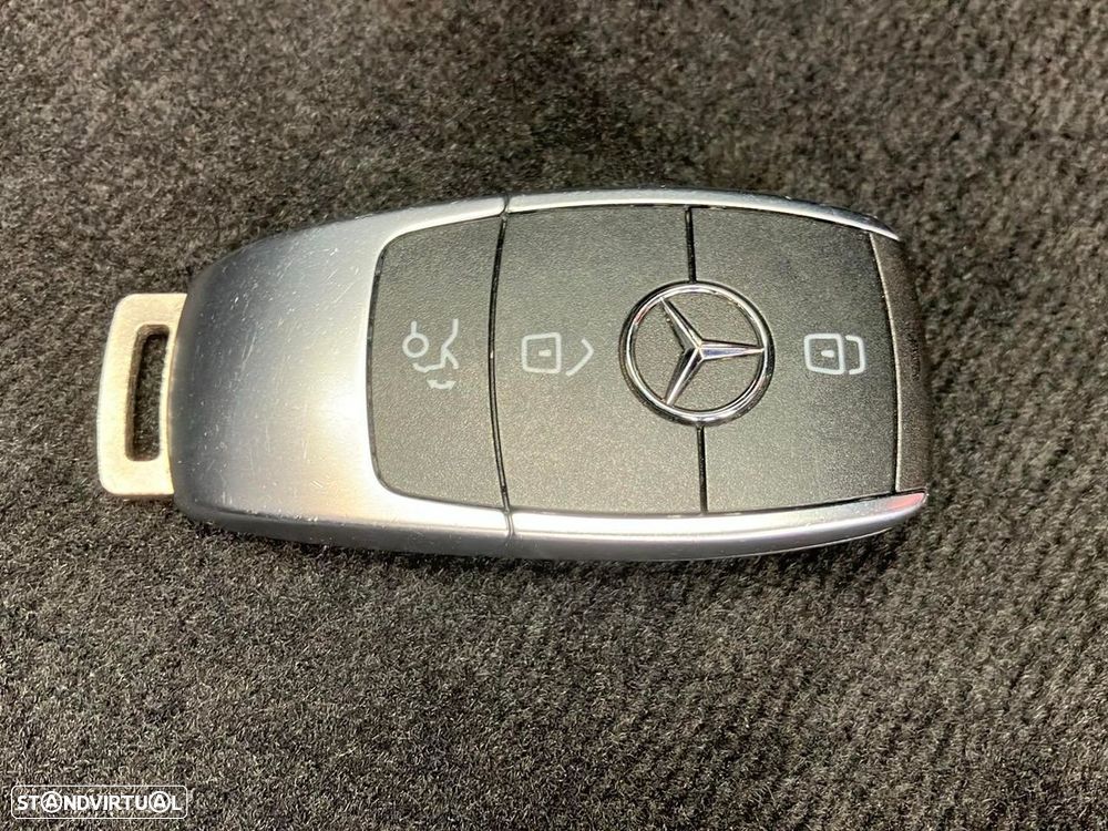 Mercedes-Benz C 300 de AMG Line - 21