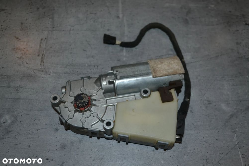 VW AUDI SEAT SKODA SILNICZEK SZYBERDACHU WEBASTO ORYGINAŁ 4B0959591B - 2