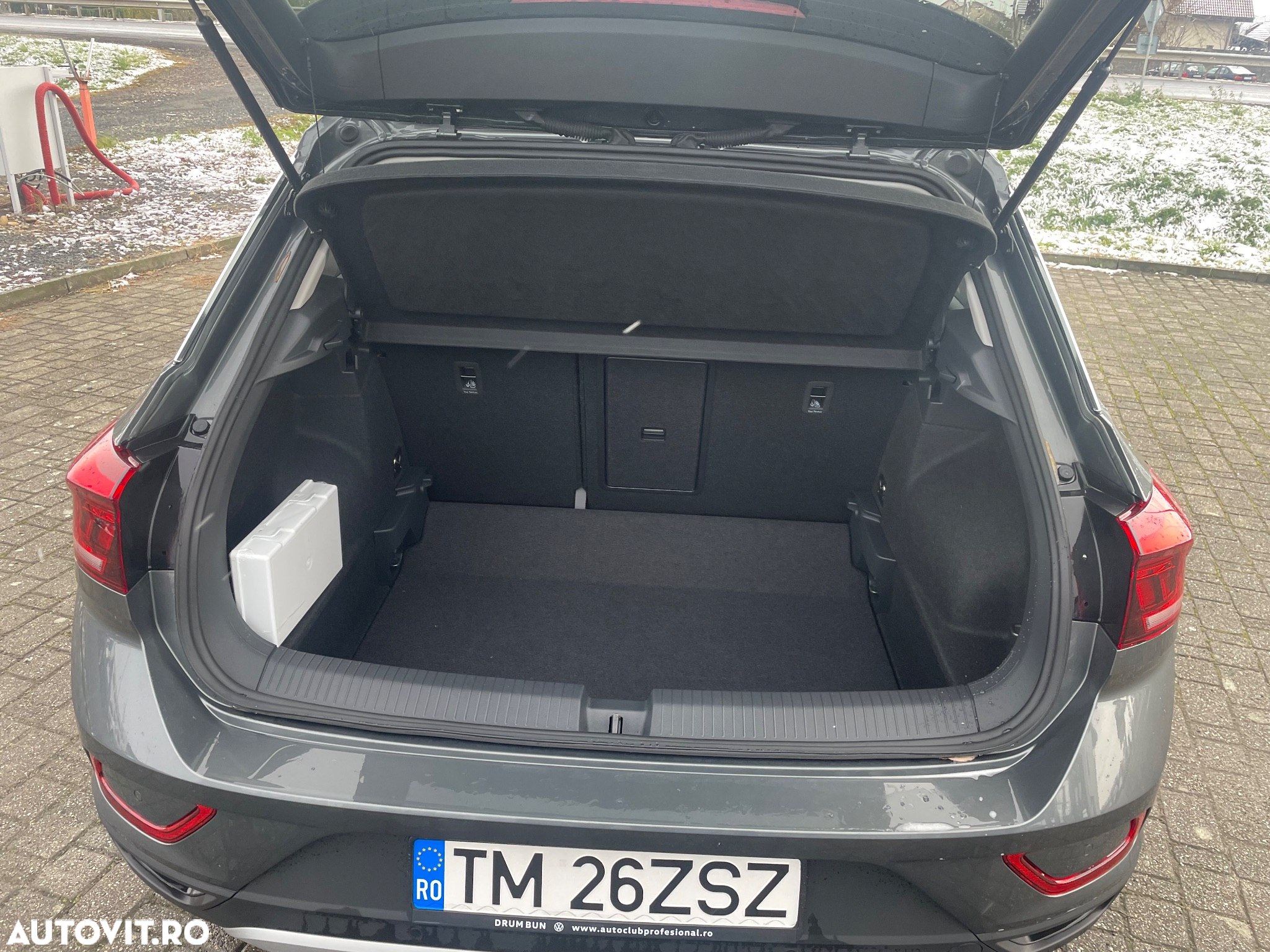 Volkswagen T-ROC - 15