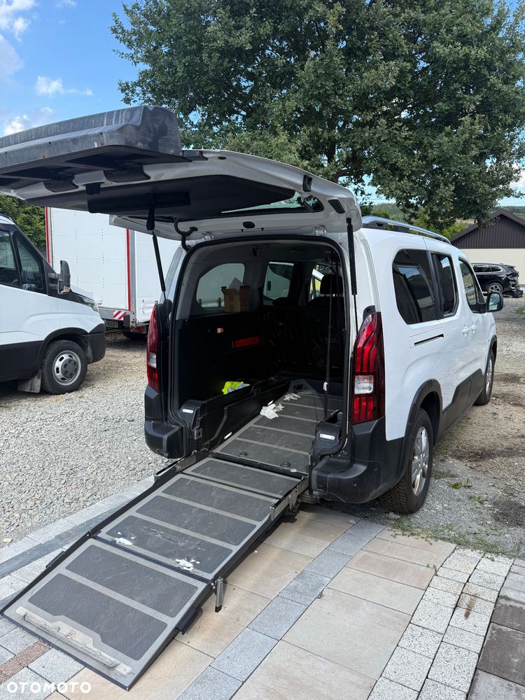Peugeot Rifter - 15
