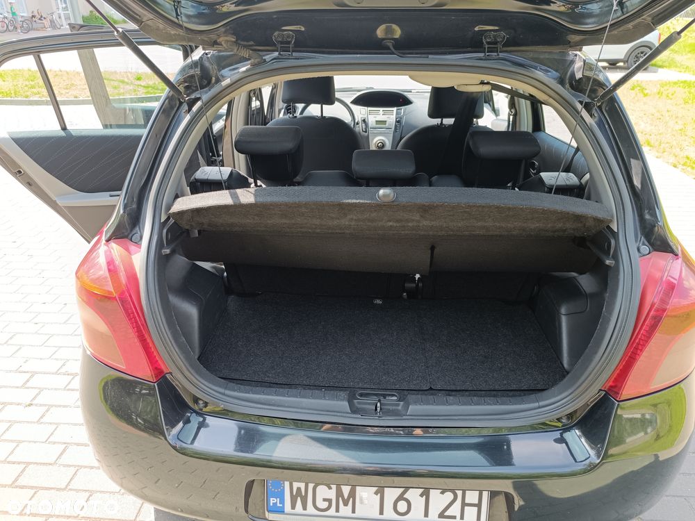 Toyota Yaris 1.3 Sol - 19