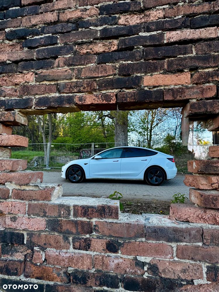 Tesla Model 3 Standard Reichweite Plus Hinterradantrieb - 1