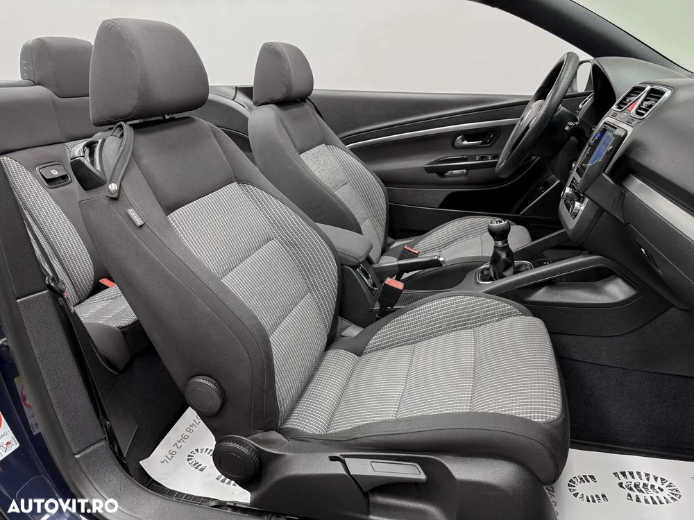 Volkswagen Scirocco 2.0 TDI Blue Motion Technologie - 6