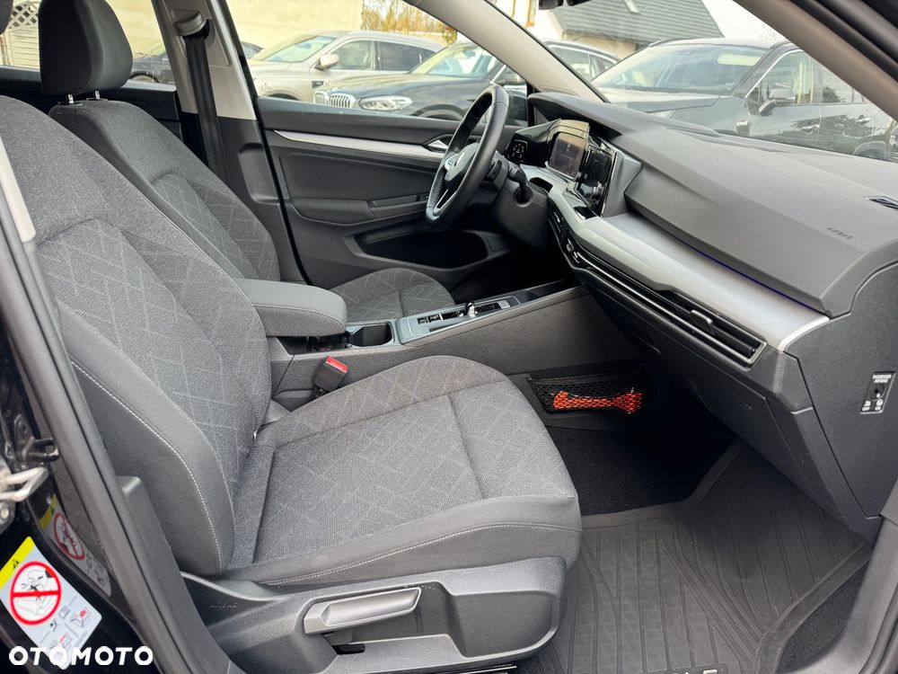 Volkswagen Golf Variant - 17