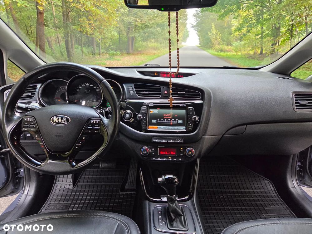 Kia Ceed 1.6 GDI SW DCT Platinum Edition - 18