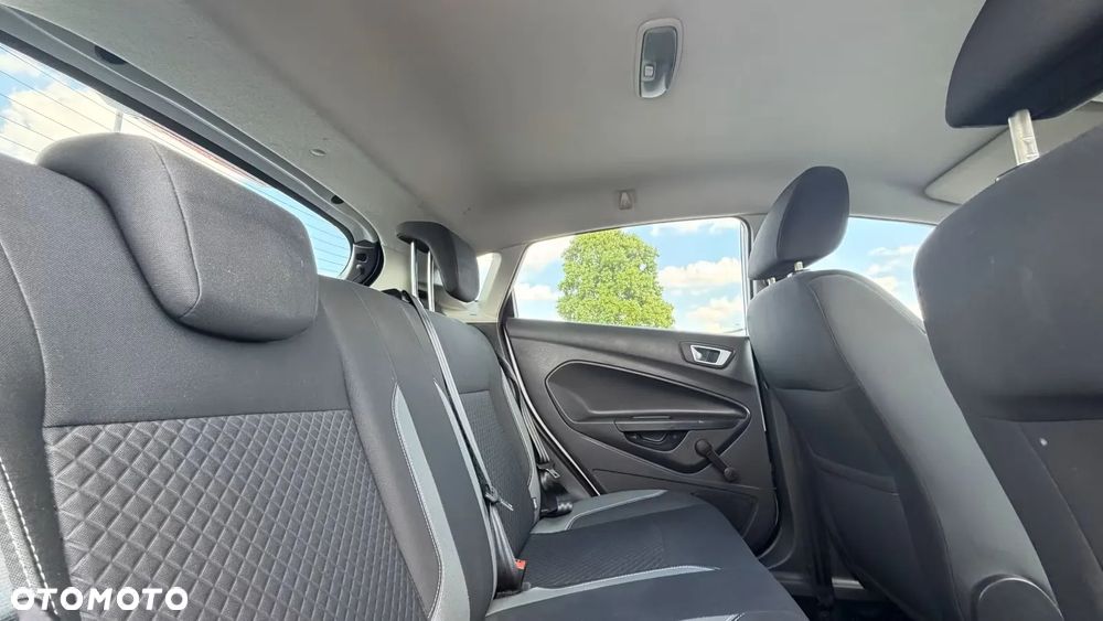 Ford Fiesta 1.25 Titanium - 16