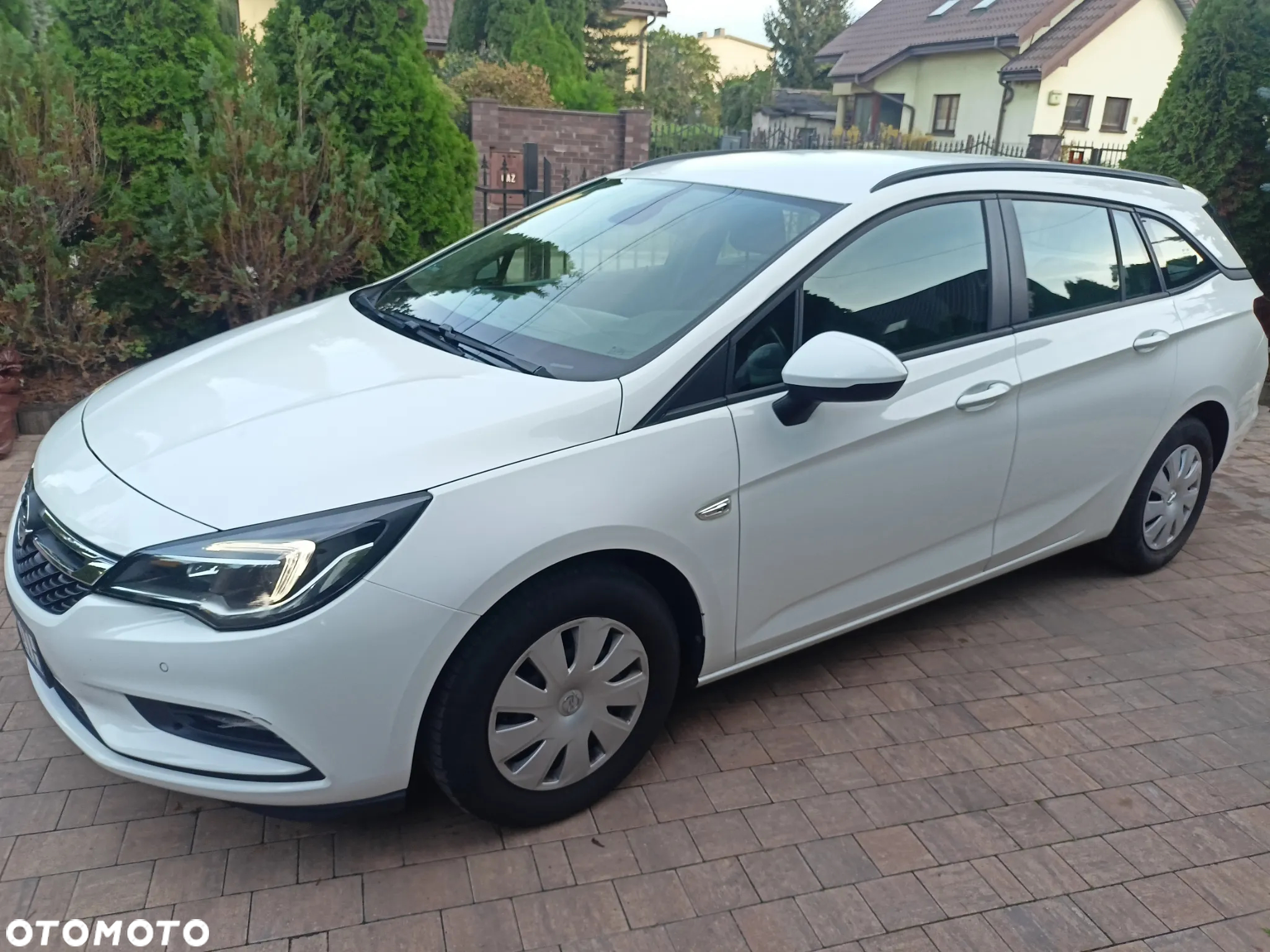 Opel Astra - 11