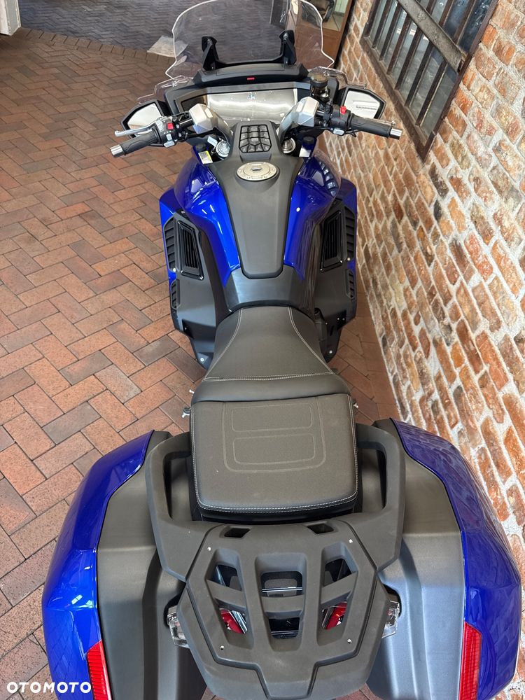 Jawa 750 Touring - 28