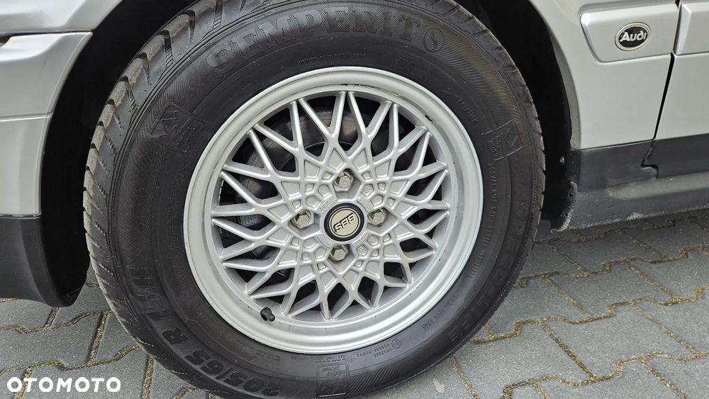 Audi 80 2.0 E - 31