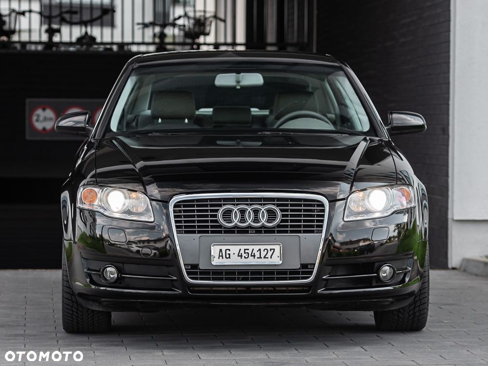 Audi A4 Limousine 1.8 T - 4